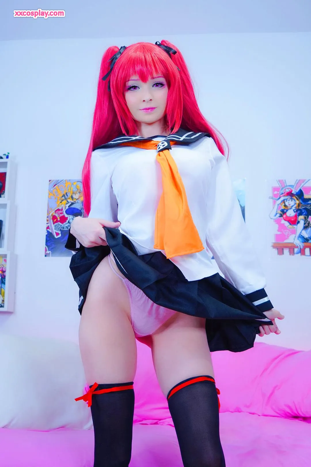 Hidori sebagai Mio Naruse dari Shinmai Maou no Testament